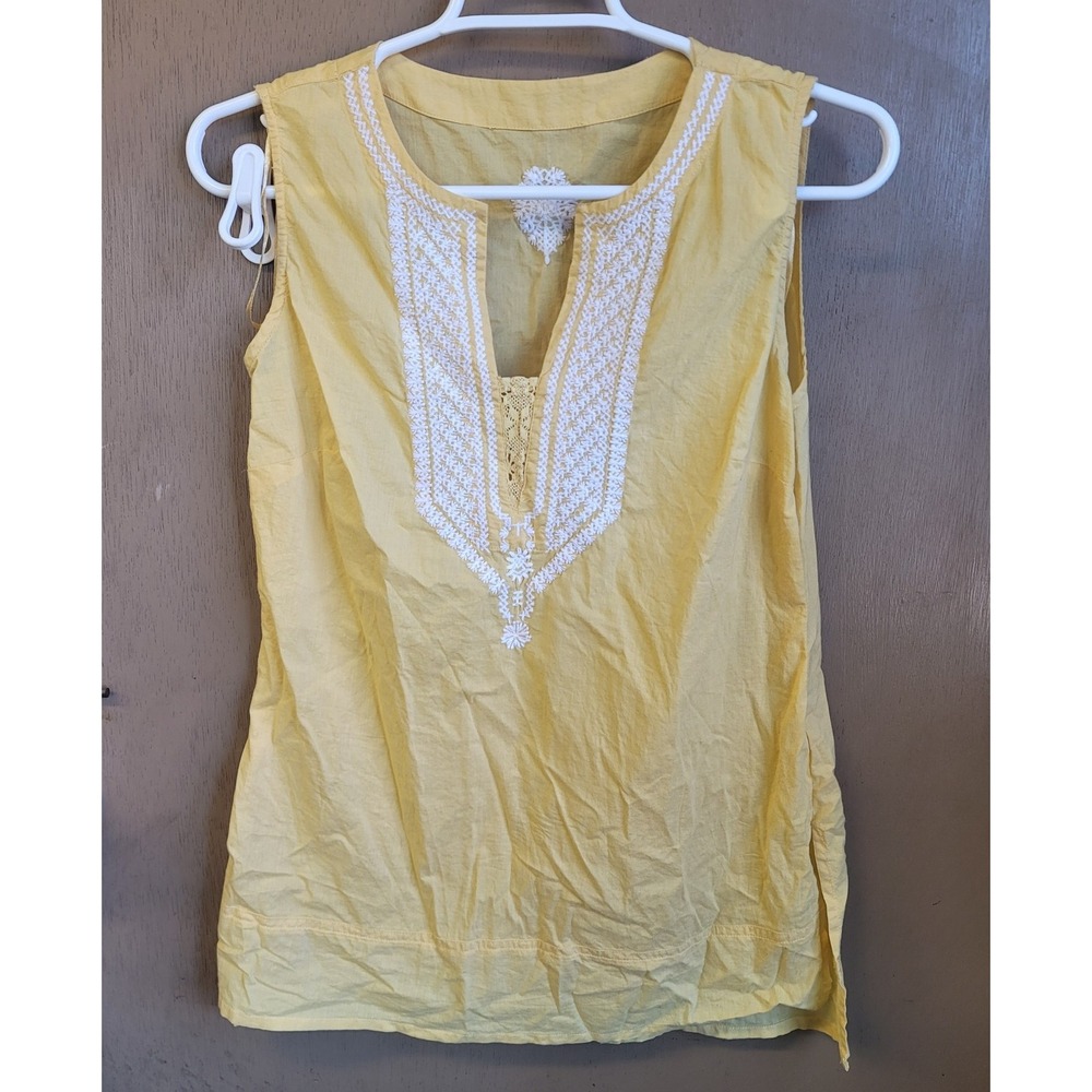 Yellow & White Unbranded Embroidered tank no size,‎ no tag Boho
